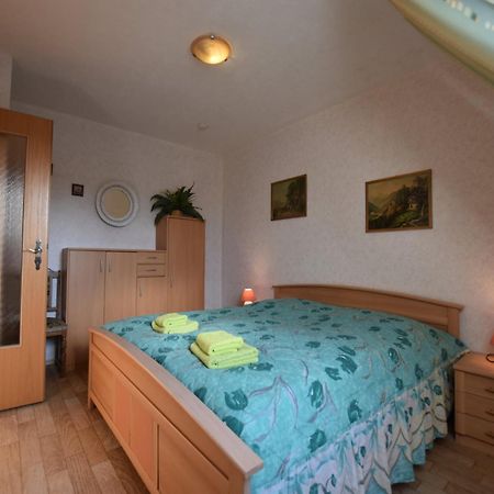 Snug Apartment In Kr Pelin Germany Klein Nienhagen Ngoại thất bức ảnh