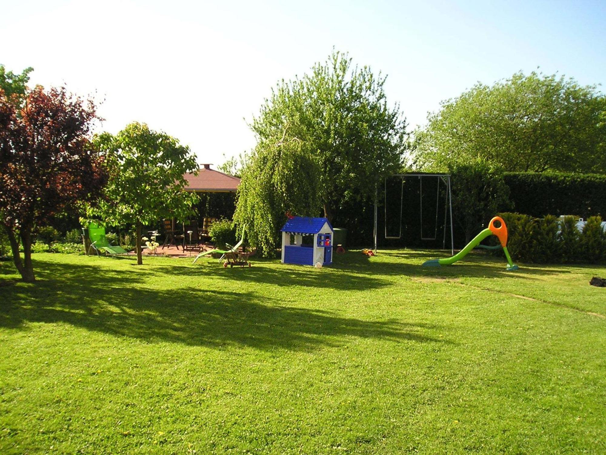 Snug Apartment In Kr Pelin Germany Klein Nienhagen Ngoại thất bức ảnh